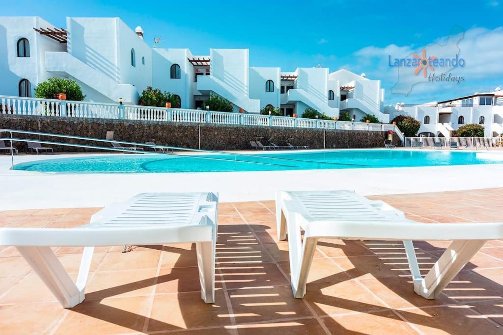 Vivienda Vacacional El Descanso Costa Teguise Exteriér fotografie
