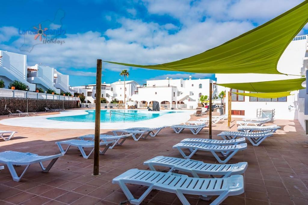 Vivienda Vacacional El Descanso Costa Teguise Exteriér fotografie