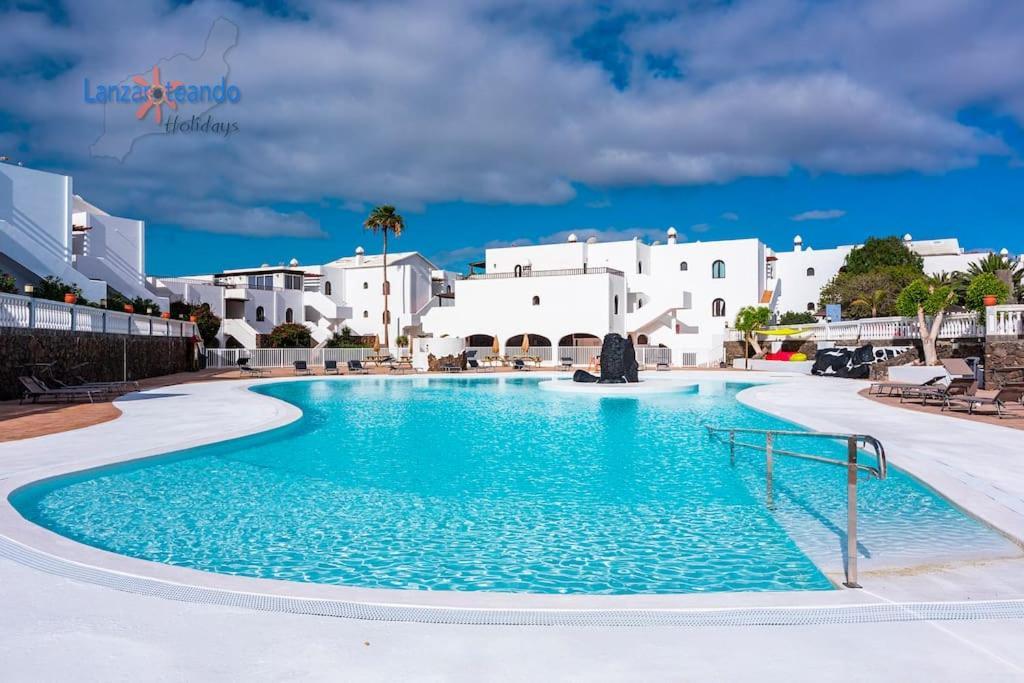Vivienda Vacacional El Descanso Costa Teguise Exteriér fotografie